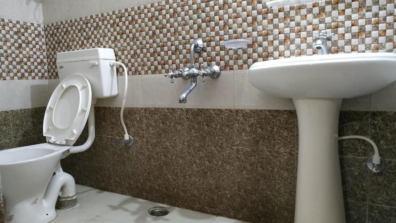 Nest Guest House Бхубанешвара Экстерьер фото